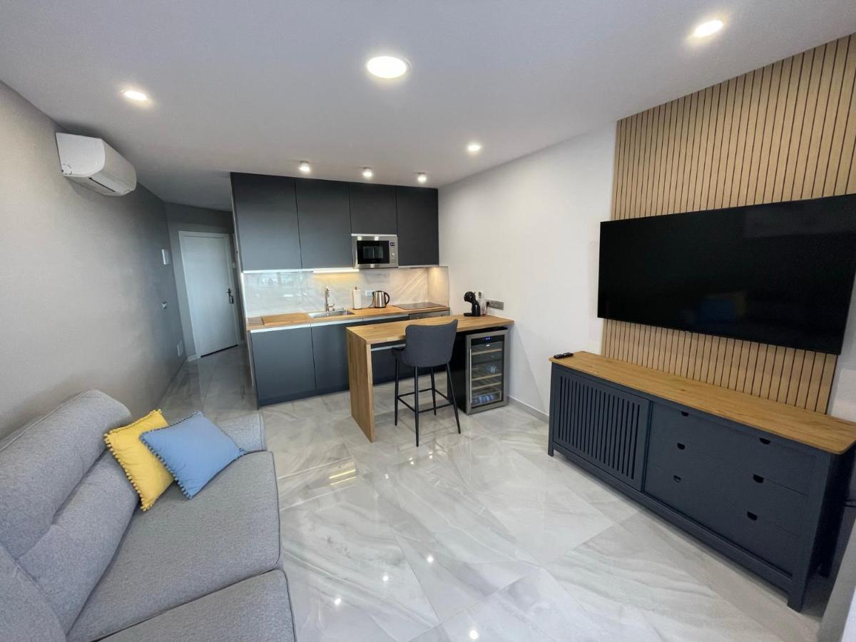 Apartament Luxury Diamond - Ocean View, Big Terraces, Air Con, Wifi Los Cristianos  Zewnętrze zdjęcie
