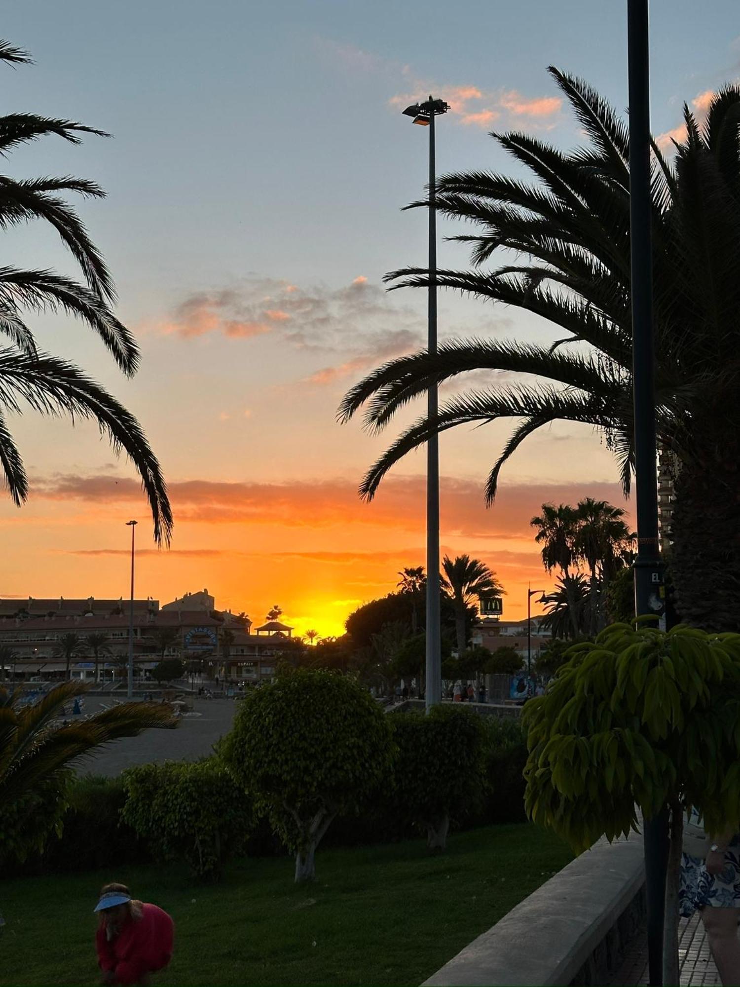 Apartament Luxury Diamond - Ocean View, Big Terraces, Air Con, Wifi Los Cristianos  Zewnętrze zdjęcie